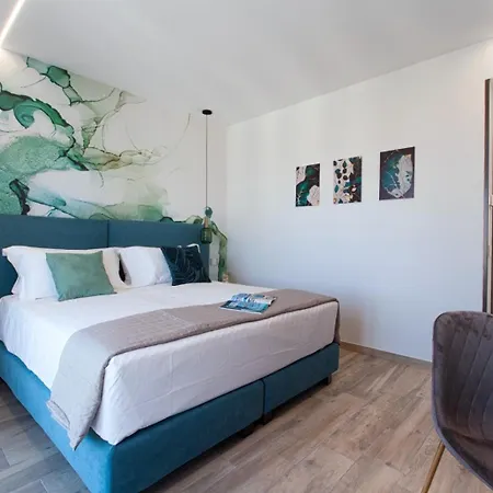 Lumar Luxury 3* Sorrento