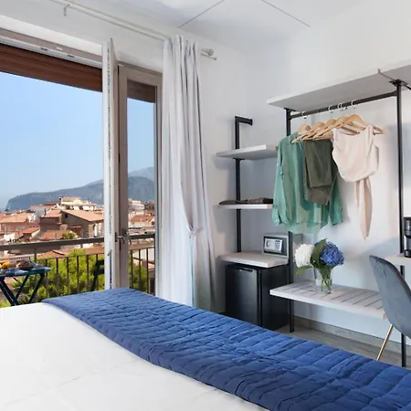 Πανσιόν Lumar Luxury Σορέντο