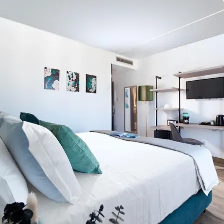 Πανσιόν Lumar Luxury