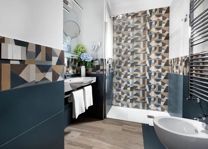 Lumar Luxury